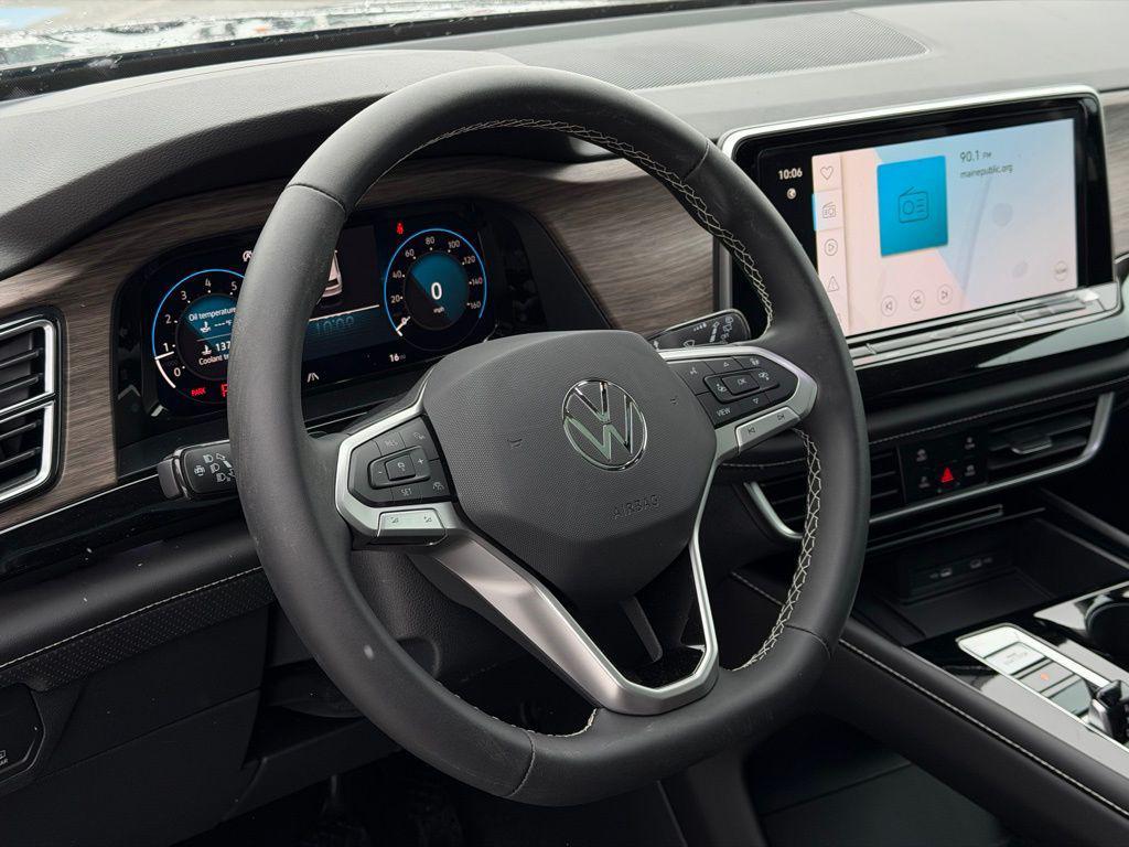 new 2026 Volkswagen Atlas car, priced at $51,933