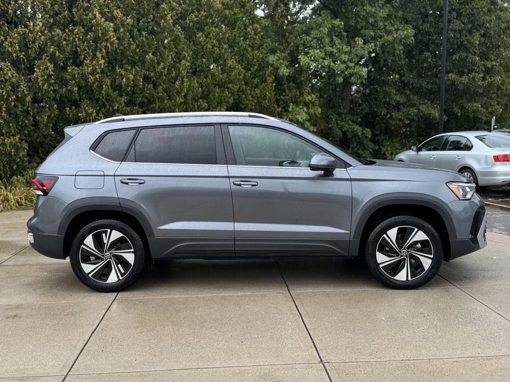 new 2025 Volkswagen Taos car, priced at $33,127