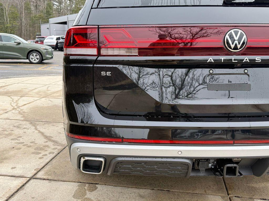 new 2026 Volkswagen Atlas car, priced at $50,118