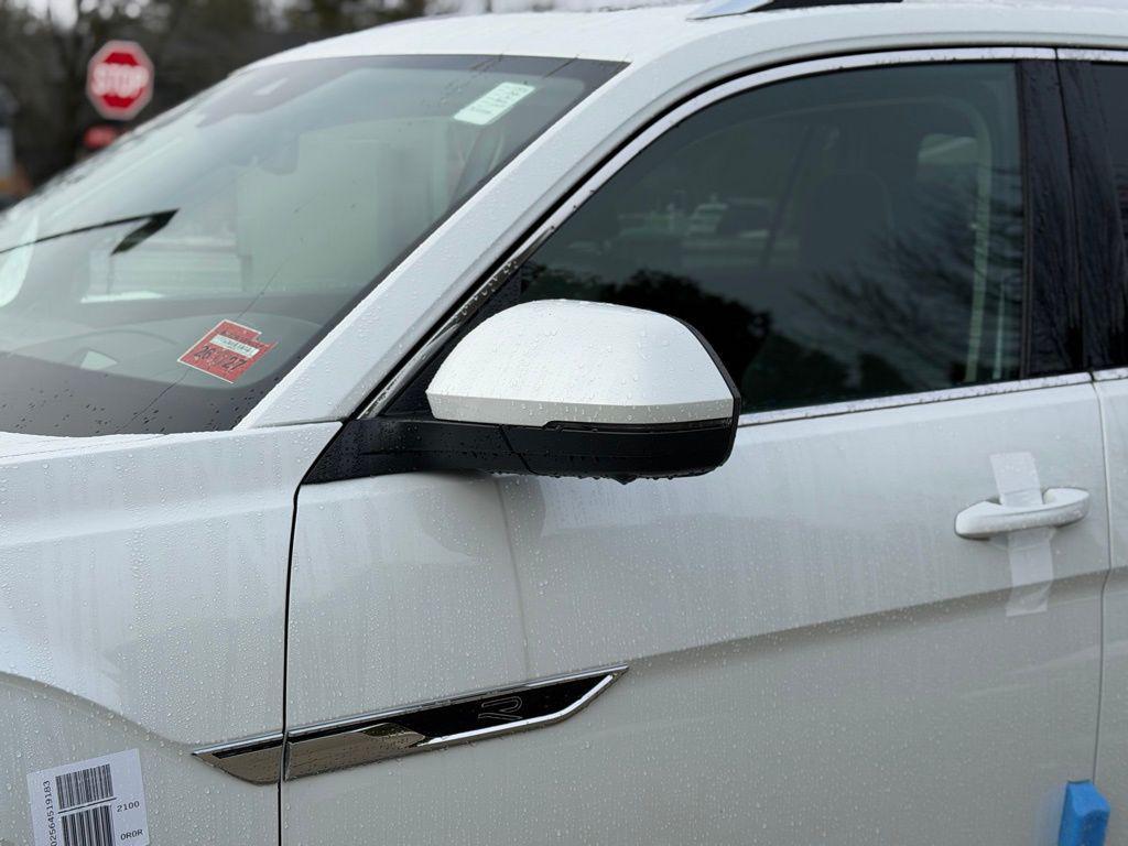 new 2026 Volkswagen Atlas car, priced at $58,093