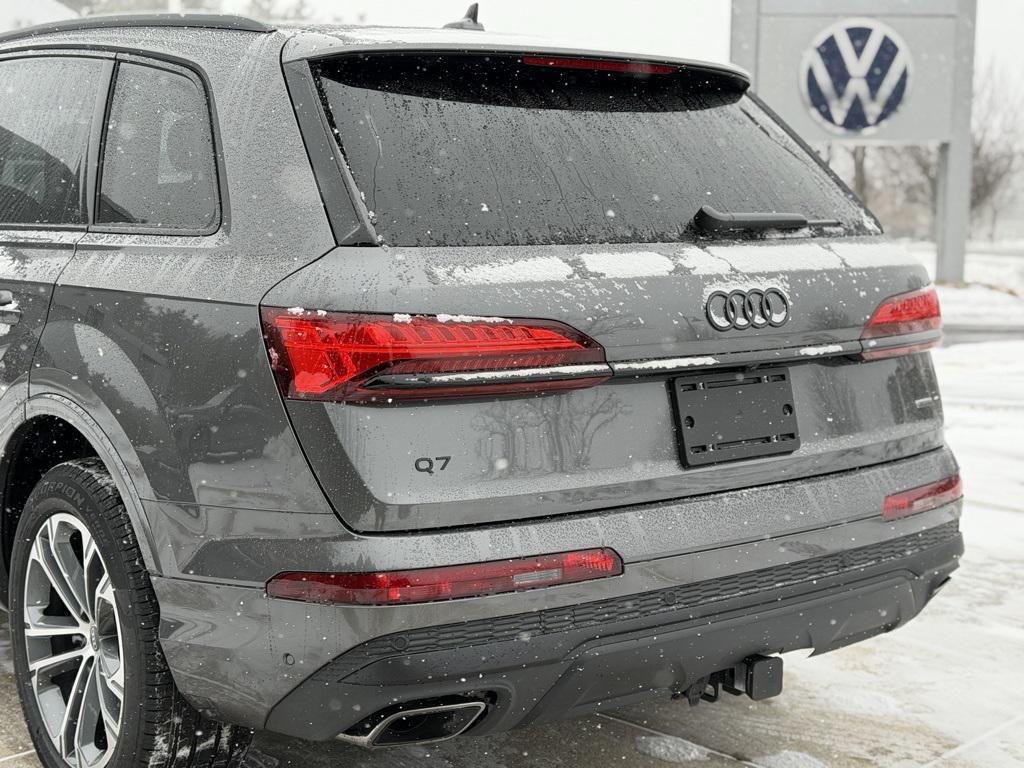 new 2026 Audi Q7 car, priced at $67,900
