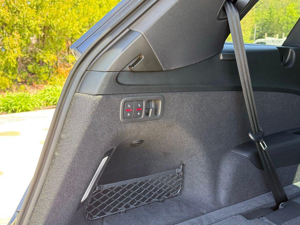 new 2026 Audi Q7 car, priced at $68,600