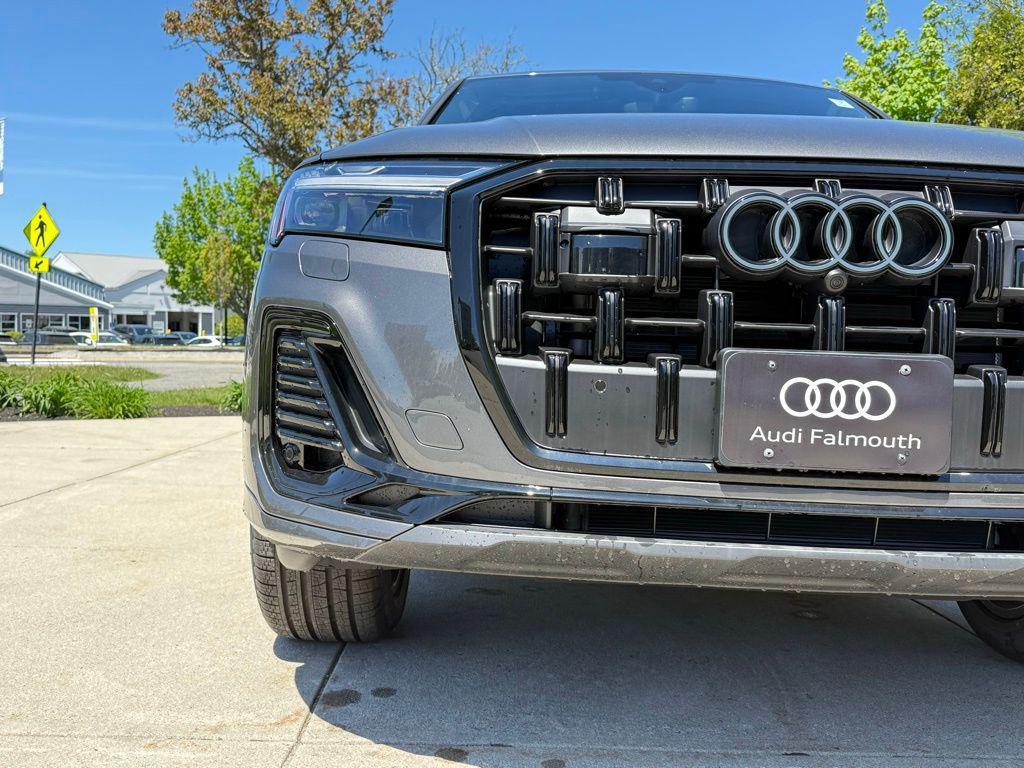 new 2026 Audi Q7 car, priced at $68,600