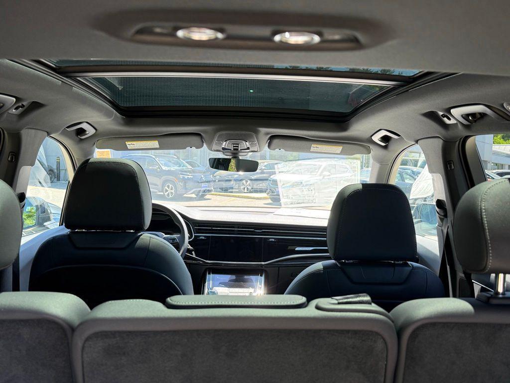 new 2026 Audi Q7 car, priced at $68,600