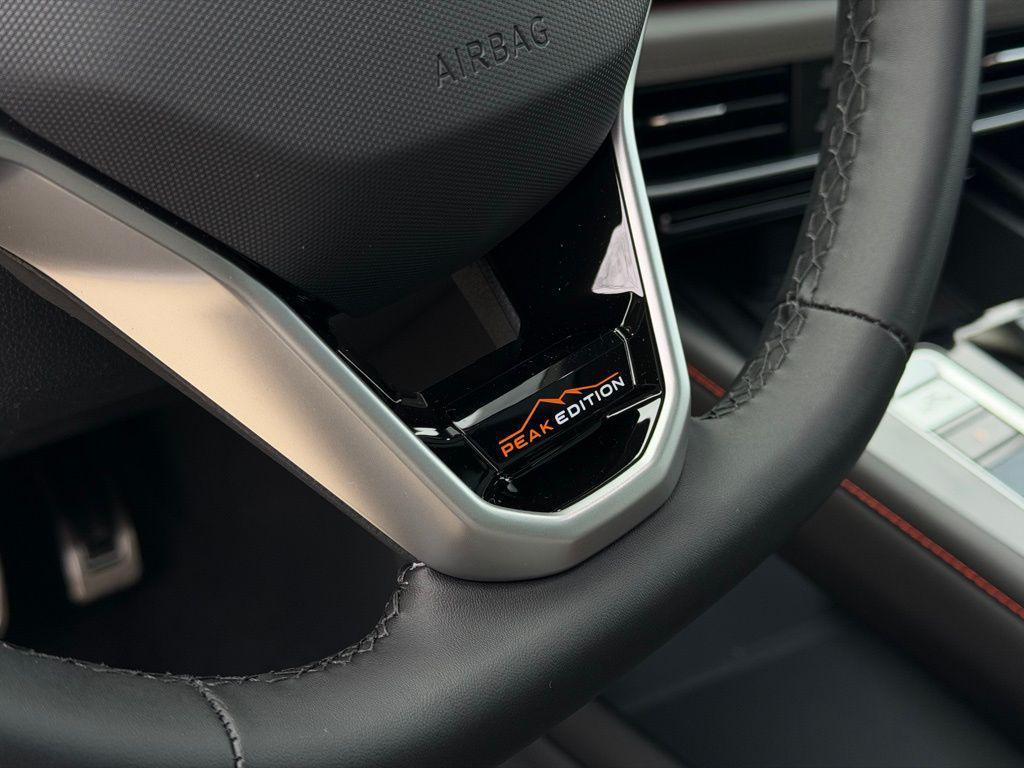 new 2026 Volkswagen Atlas car, priced at $50,118