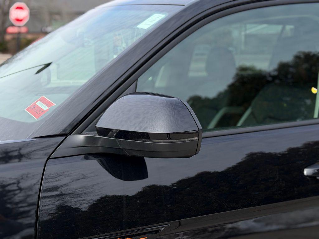 new 2026 Volkswagen Atlas car, priced at $50,118