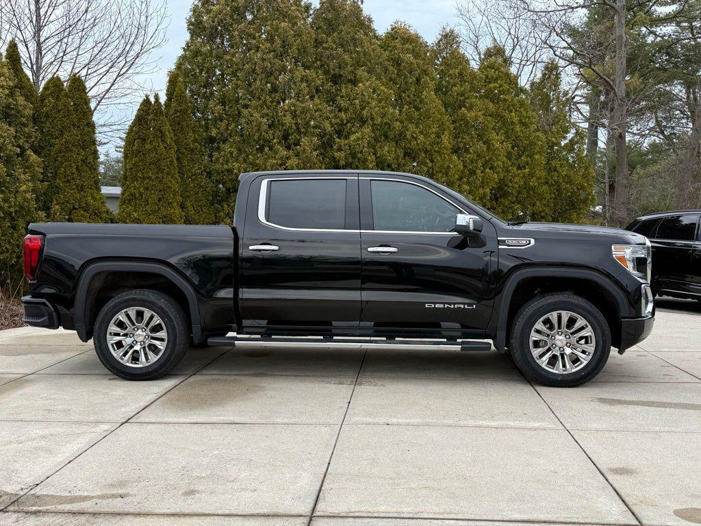 used 2021 GMC Sierra 1500 car, priced at $44,229