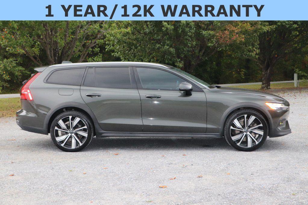 used 2021 Volvo V60 Cross Country car, priced at $25,365