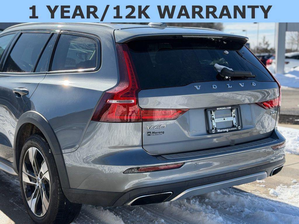 used 2021 Volvo V60 Cross Country car, priced at $25,365