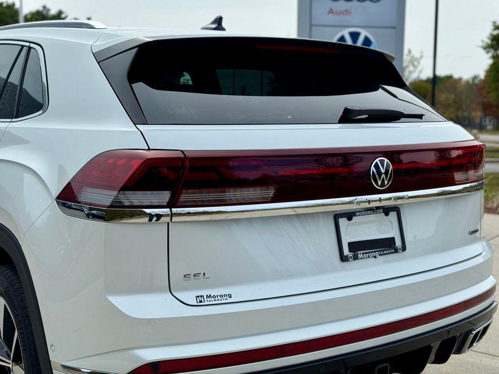 new 2026 Volkswagen Atlas Cross Sport car, priced at $56,631