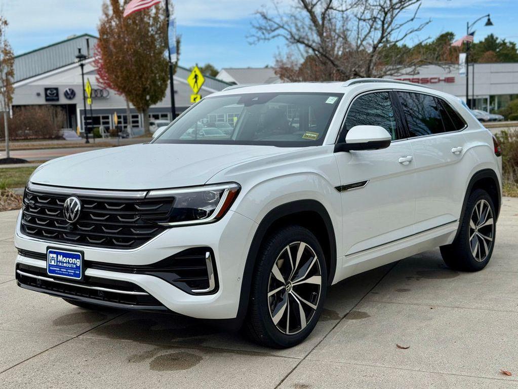new 2026 Volkswagen Atlas Cross Sport car, priced at $56,631