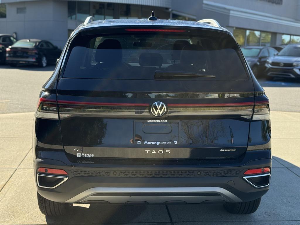 new 2025 Volkswagen Taos car, priced at $33,126