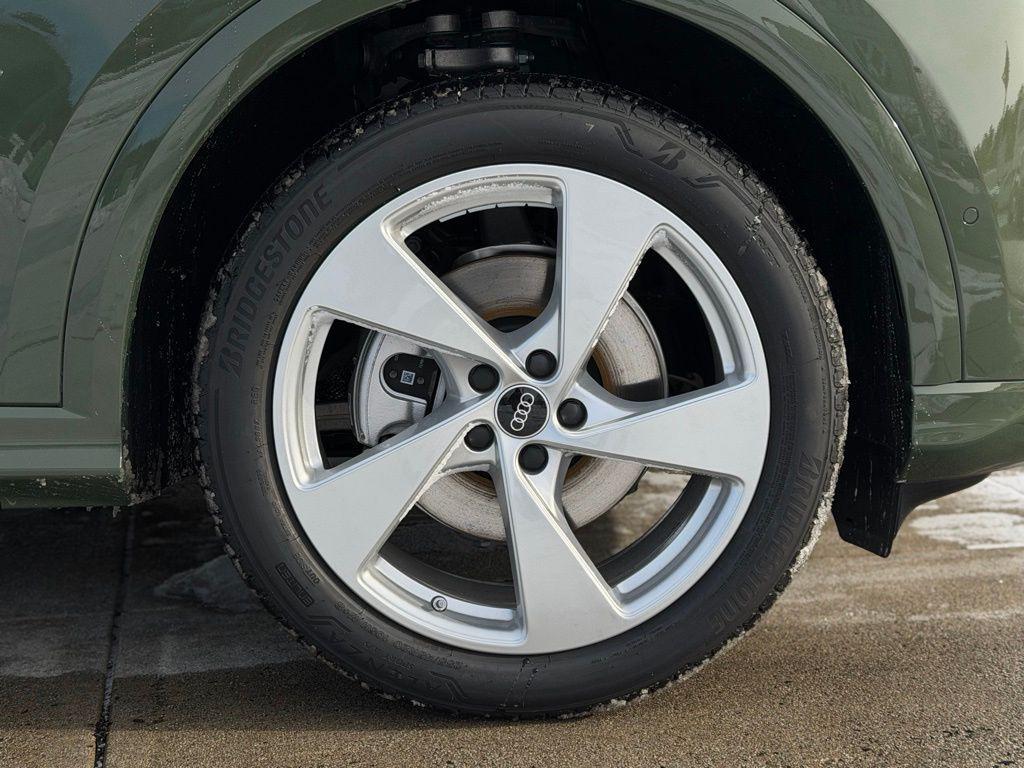 new 2025 Audi Q5 car, priced at $63,115