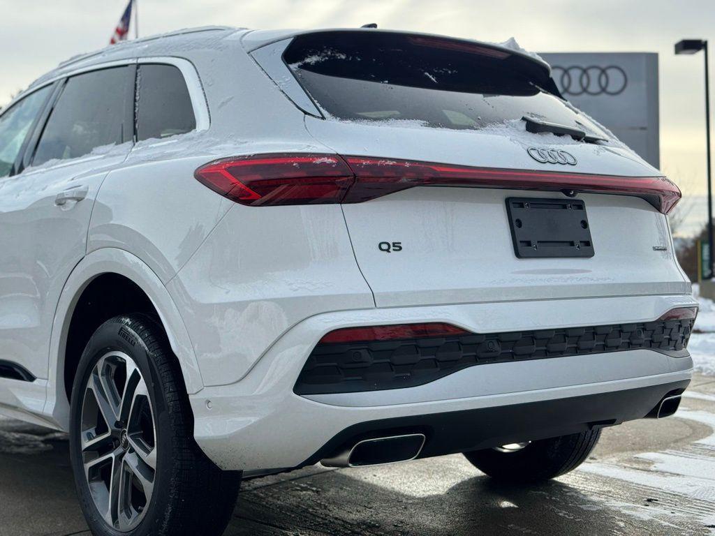 new 2025 Audi Q5 car, priced at $56,055