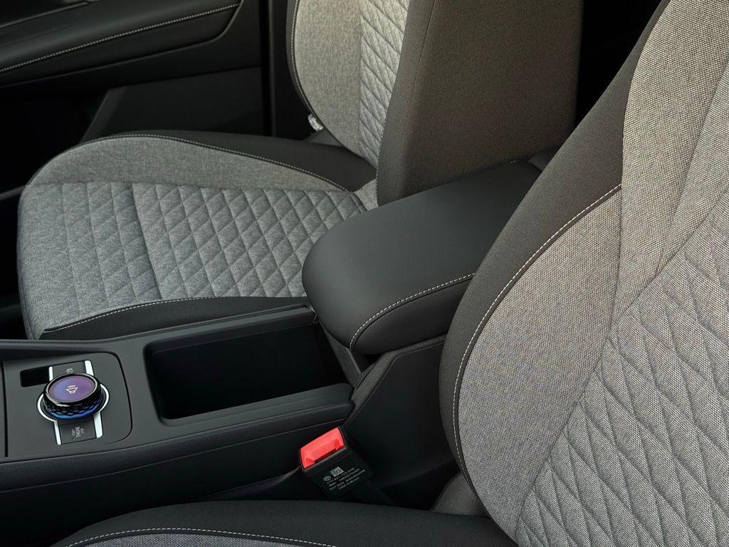 new 2025 Volkswagen Tiguan car, priced at $33,877