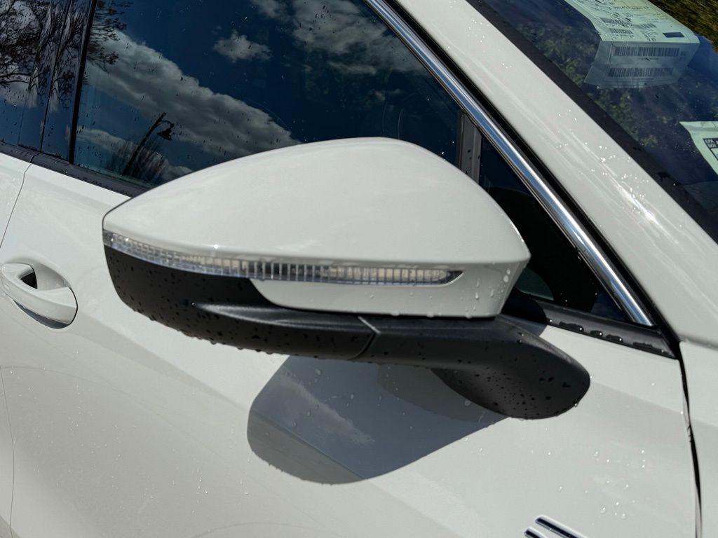 new 2026 Volkswagen Tiguan car, priced at $45,031