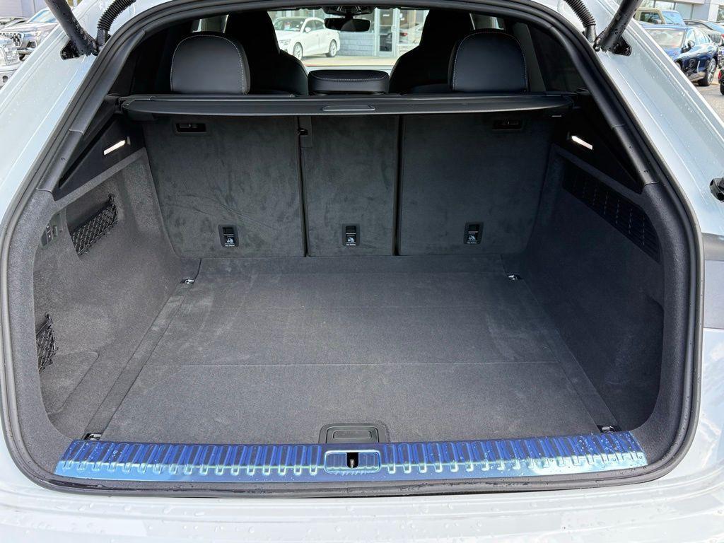 new 2026 Audi SQ8 car, priced at $108,671