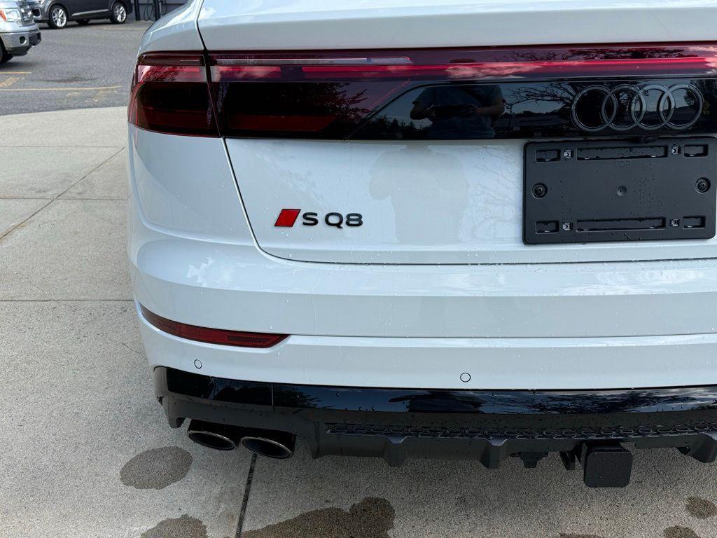 new 2026 Audi SQ8 car, priced at $108,671