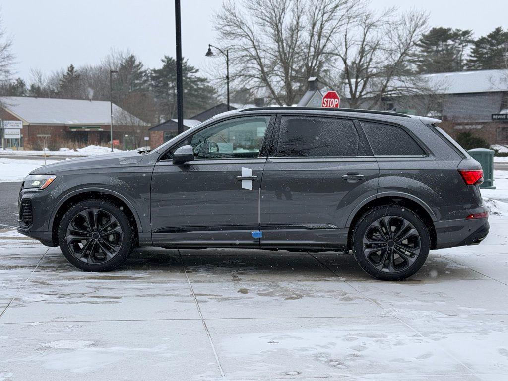 new 2026 Audi Q7 car, priced at $79,155