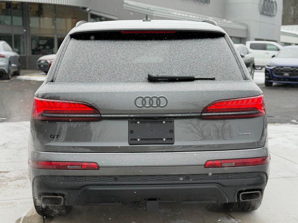 new 2026 Audi Q7 car, priced at $79,155