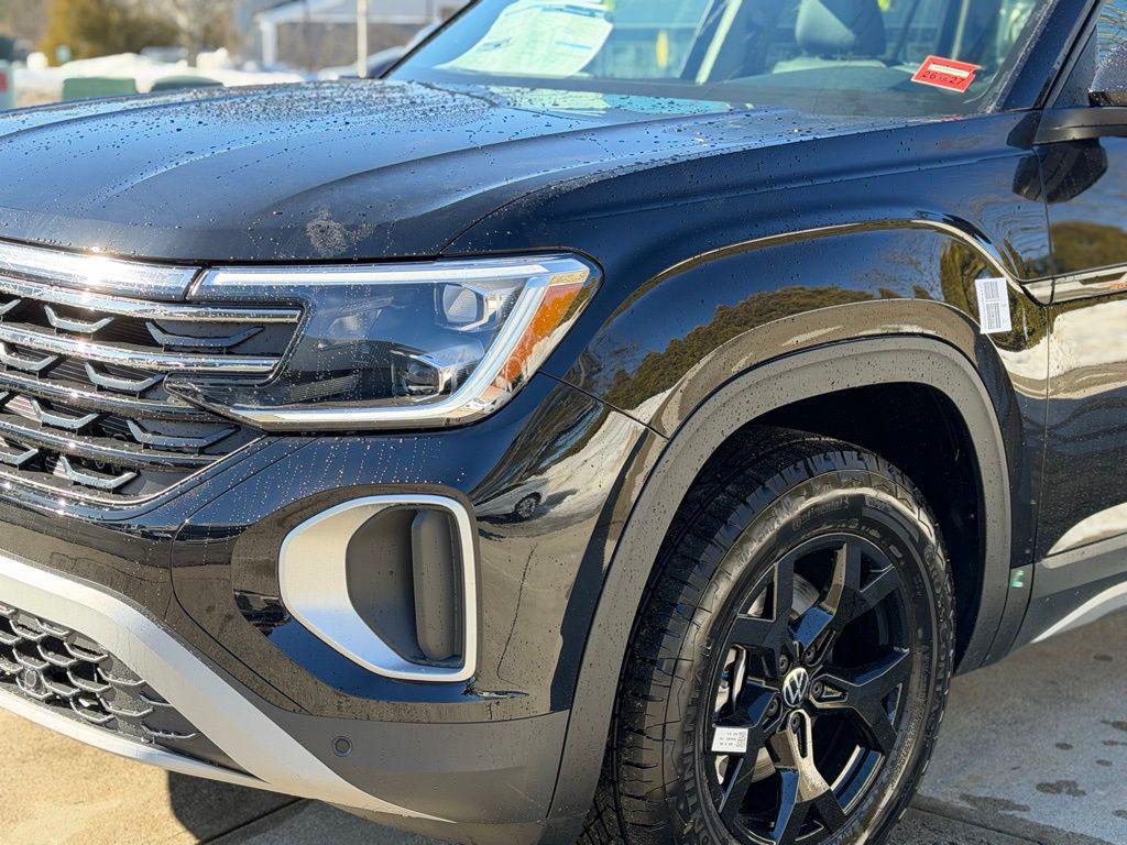 new 2026 Volkswagen Atlas car, priced at $50,118