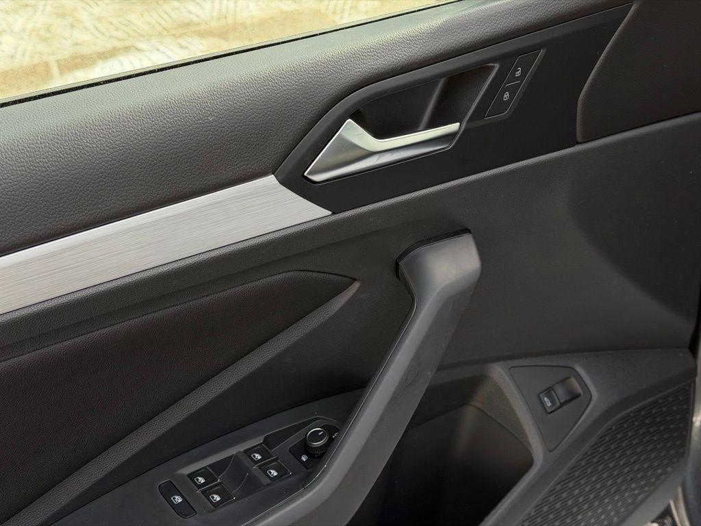 new 2026 Volkswagen Jetta car, priced at $25,609