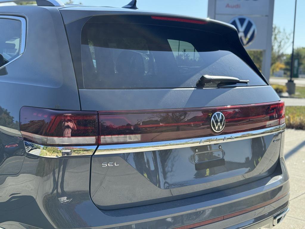 new 2026 Volkswagen Atlas car, priced at $58,093