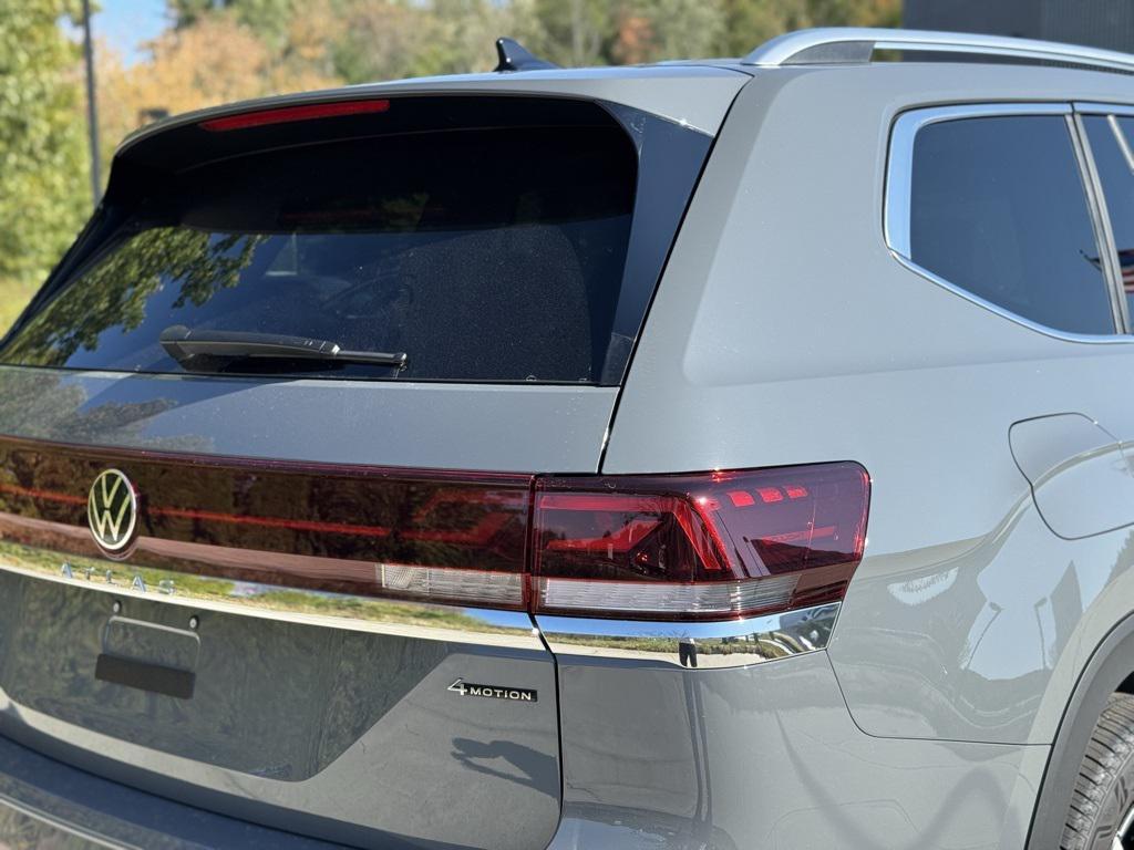new 2026 Volkswagen Atlas car, priced at $58,093