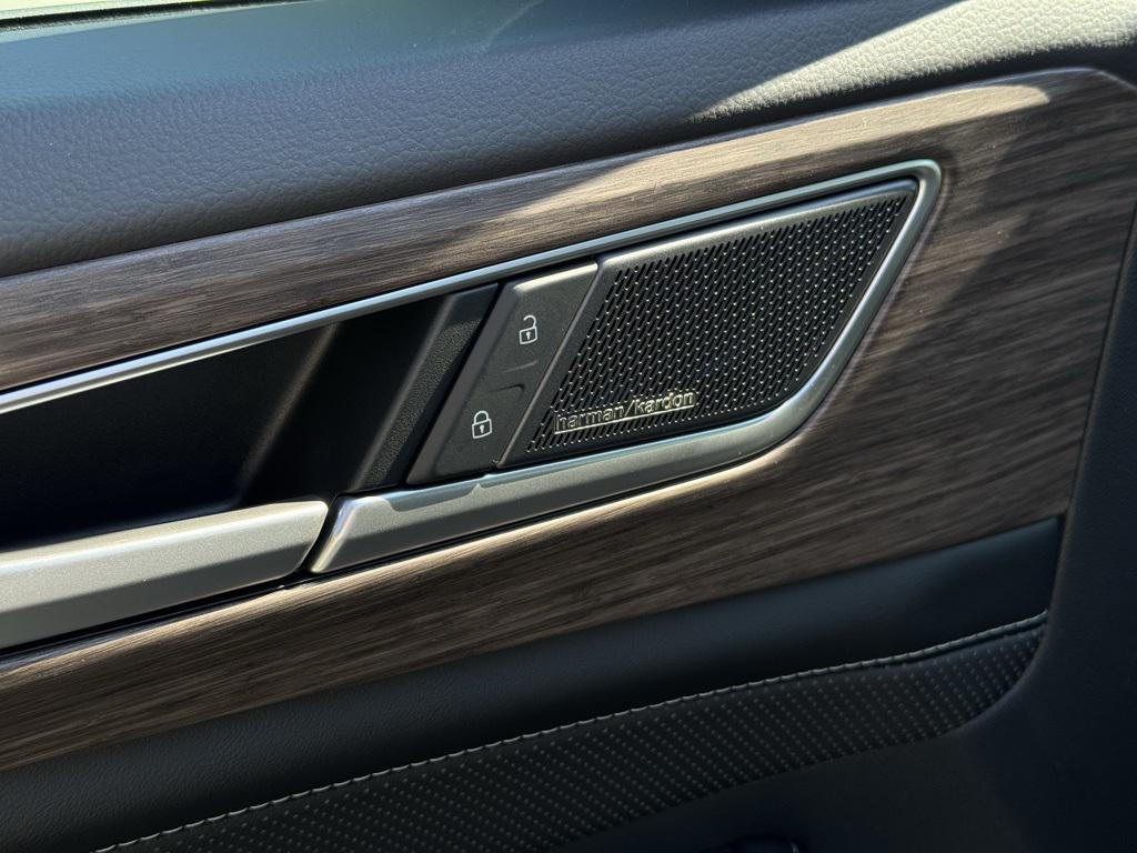 new 2026 Volkswagen Atlas car, priced at $58,093