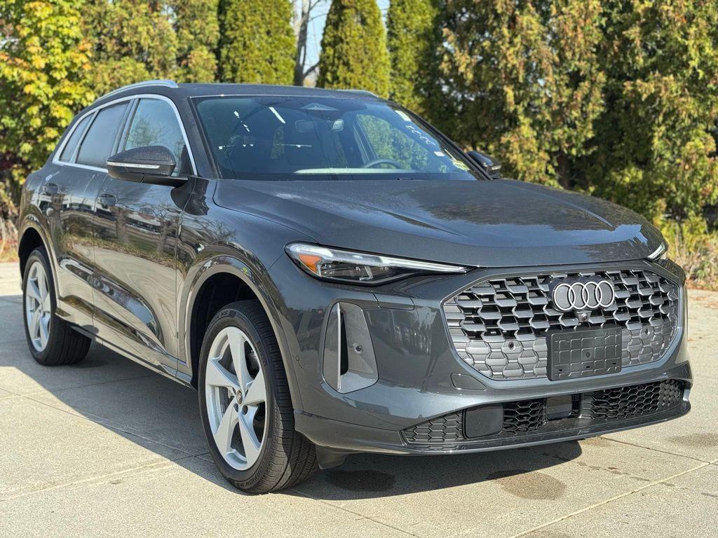 new 2025 Audi Q5 car, priced at $60,515