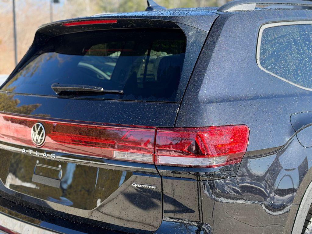 new 2026 Volkswagen Atlas car, priced at $50,118