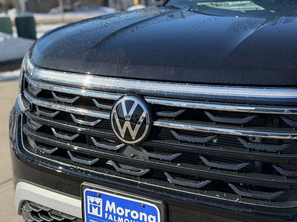 new 2026 Volkswagen Atlas car, priced at $50,118