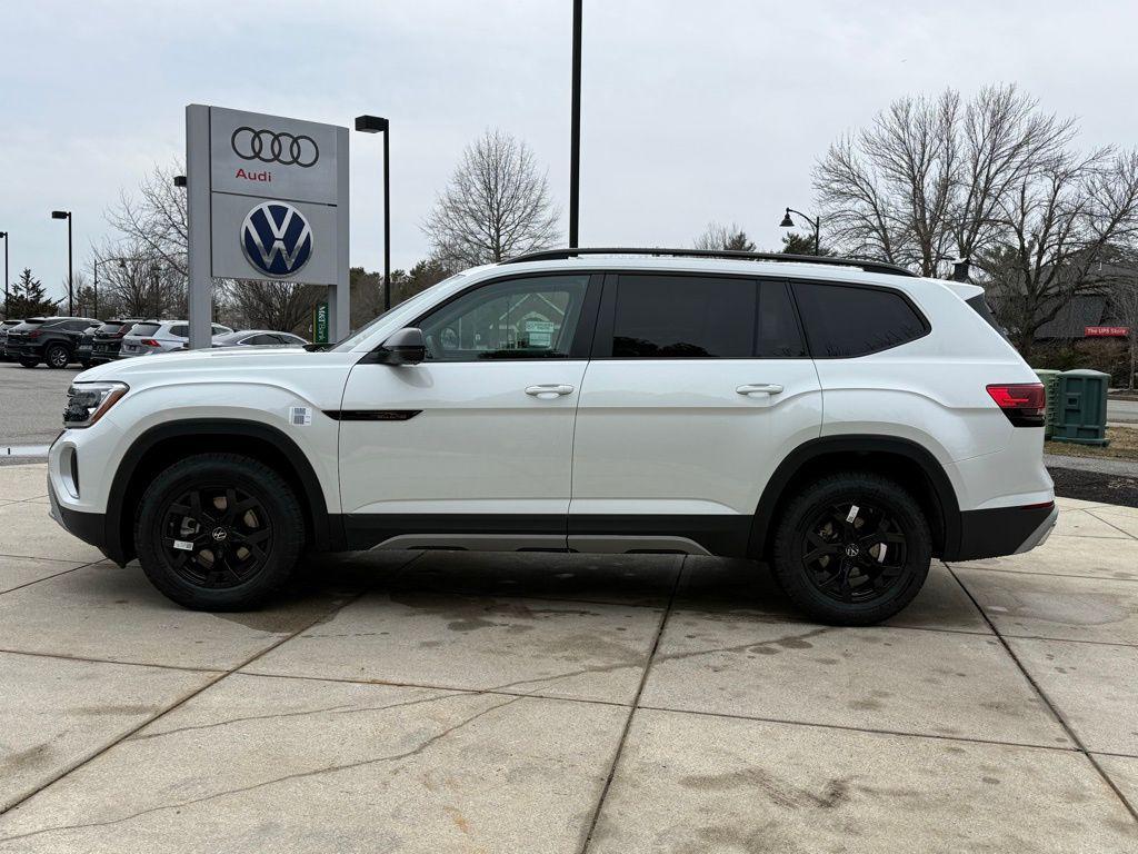 new 2026 Volkswagen Atlas car, priced at $51,268