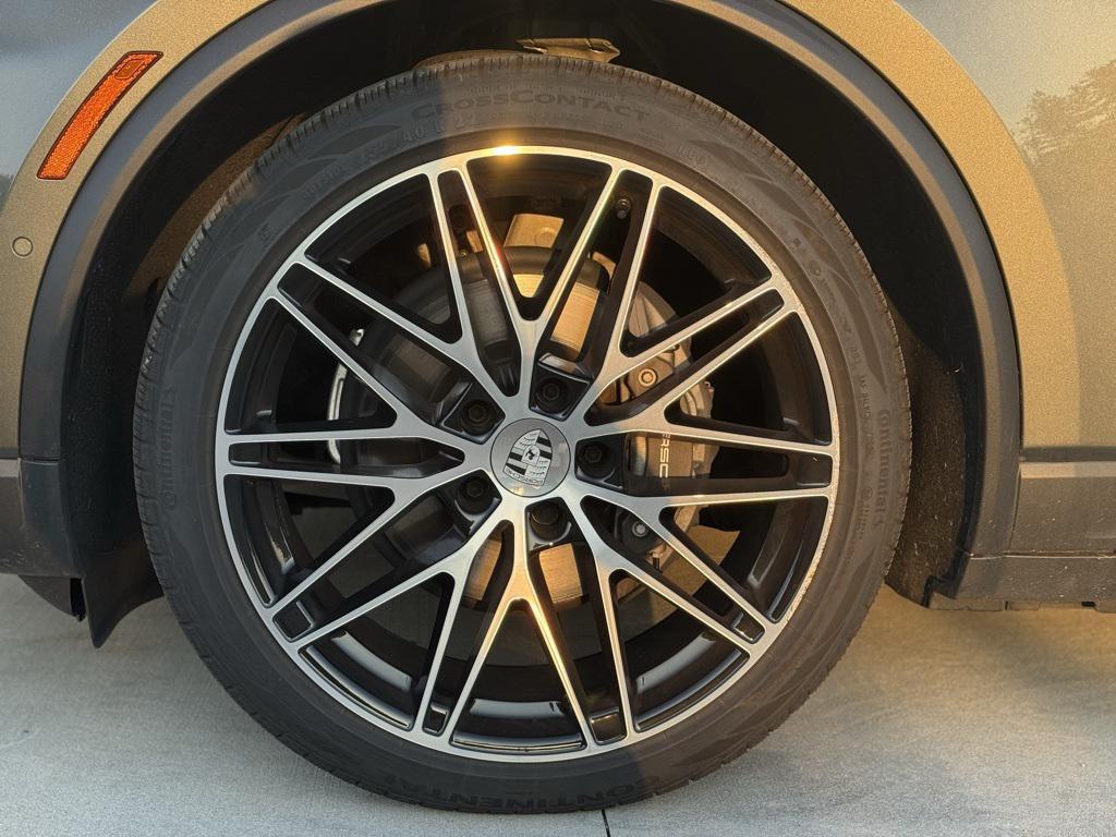 used 2024 Porsche Macan car, priced at $71,970