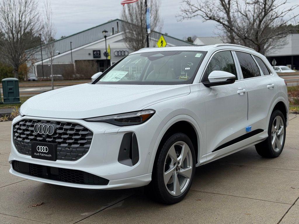 new 2025 Audi Q5 car, priced at $63,440