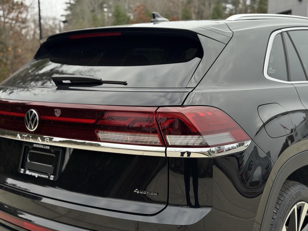 new 2026 Volkswagen Atlas Cross Sport car, priced at $55,933