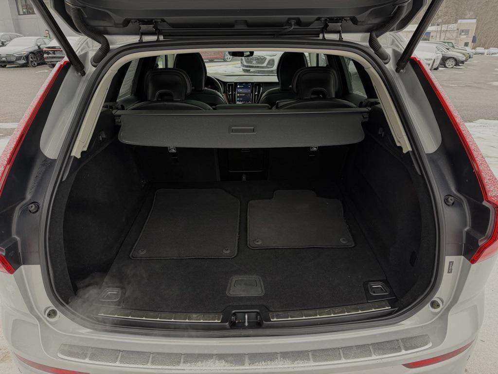 used 2023 Volvo XC60 car, priced at $31,000