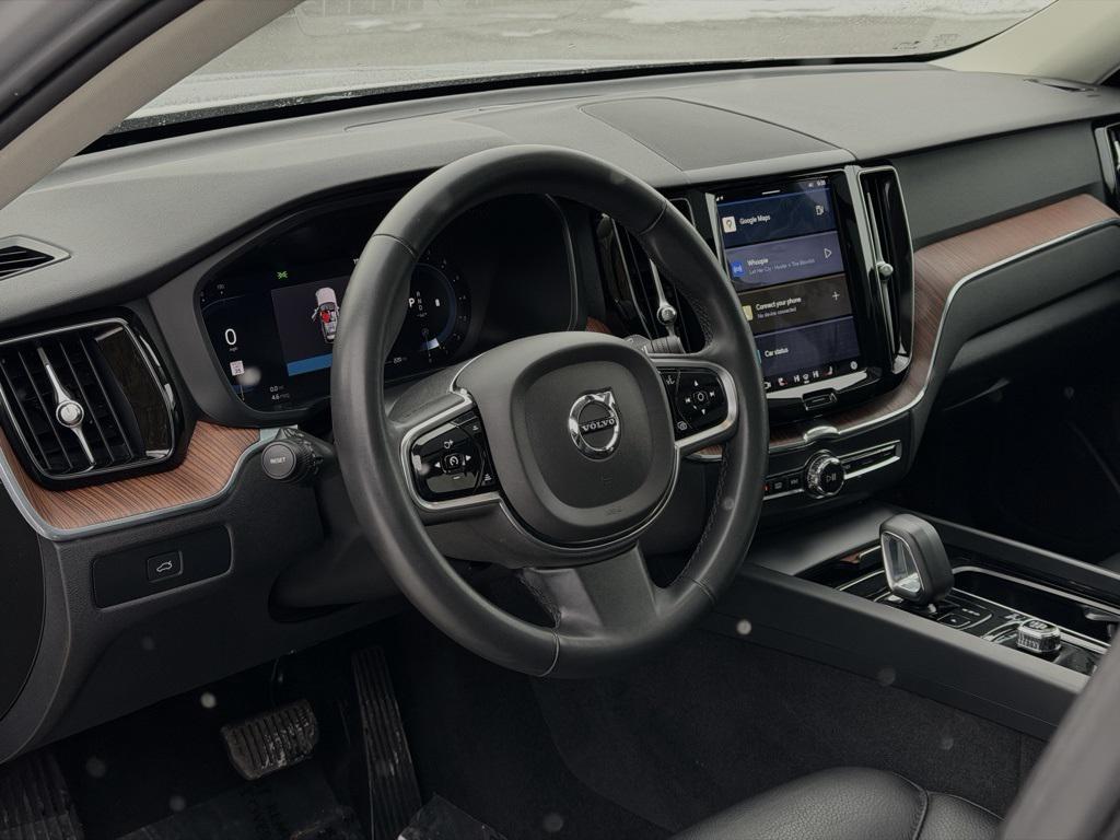used 2023 Volvo XC60 car, priced at $31,000