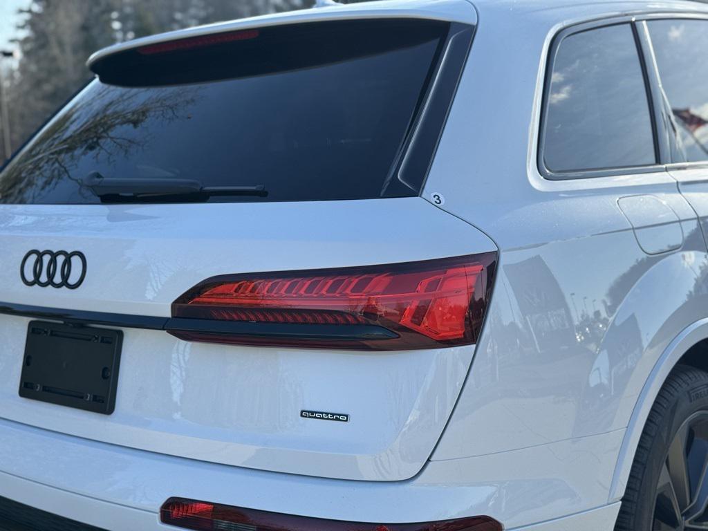 new 2026 Audi Q7 car, priced at $78,495