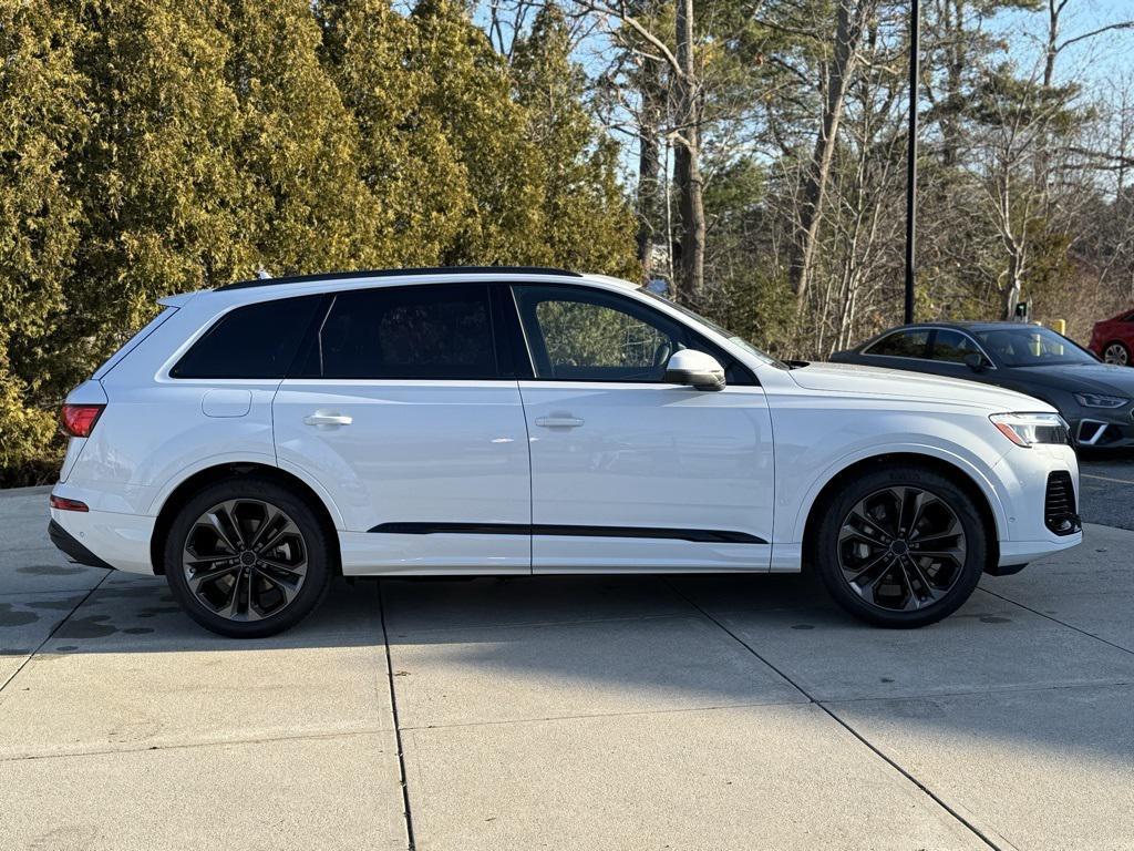new 2026 Audi Q7 car, priced at $78,495