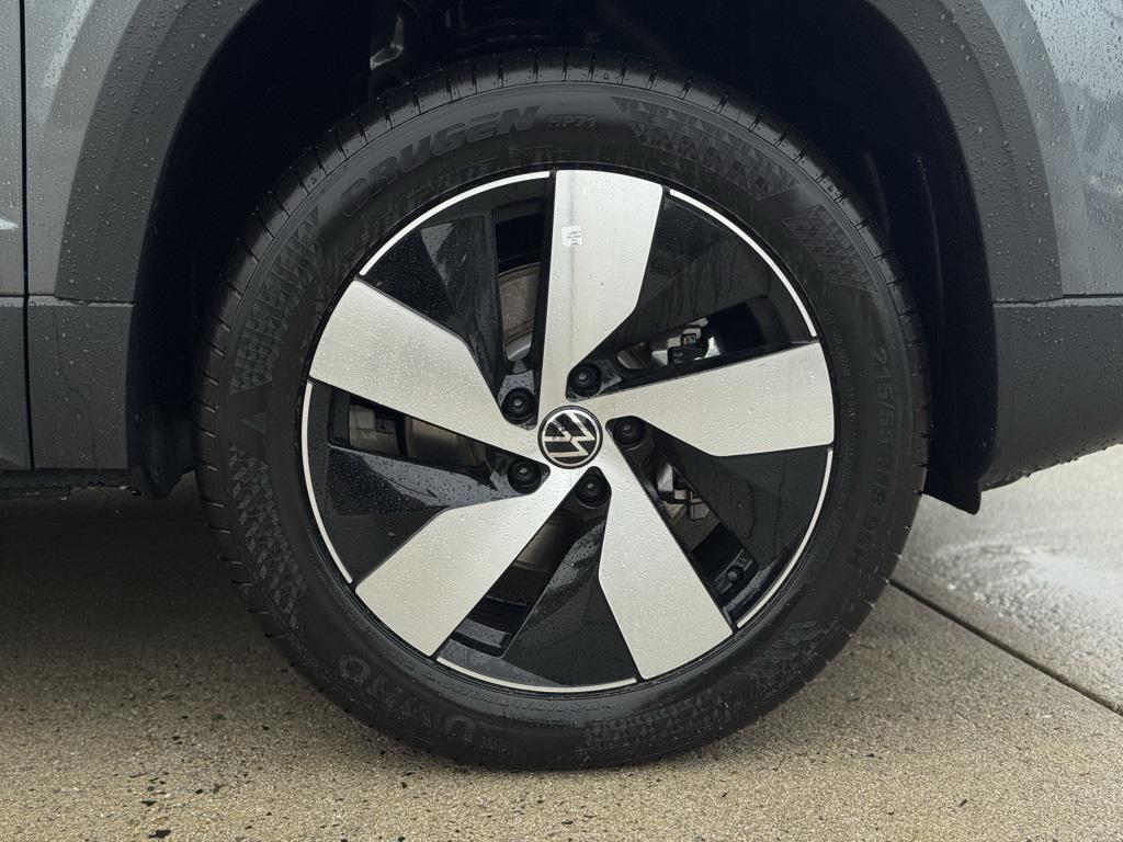 new 2025 Volkswagen Taos car, priced at $29,027