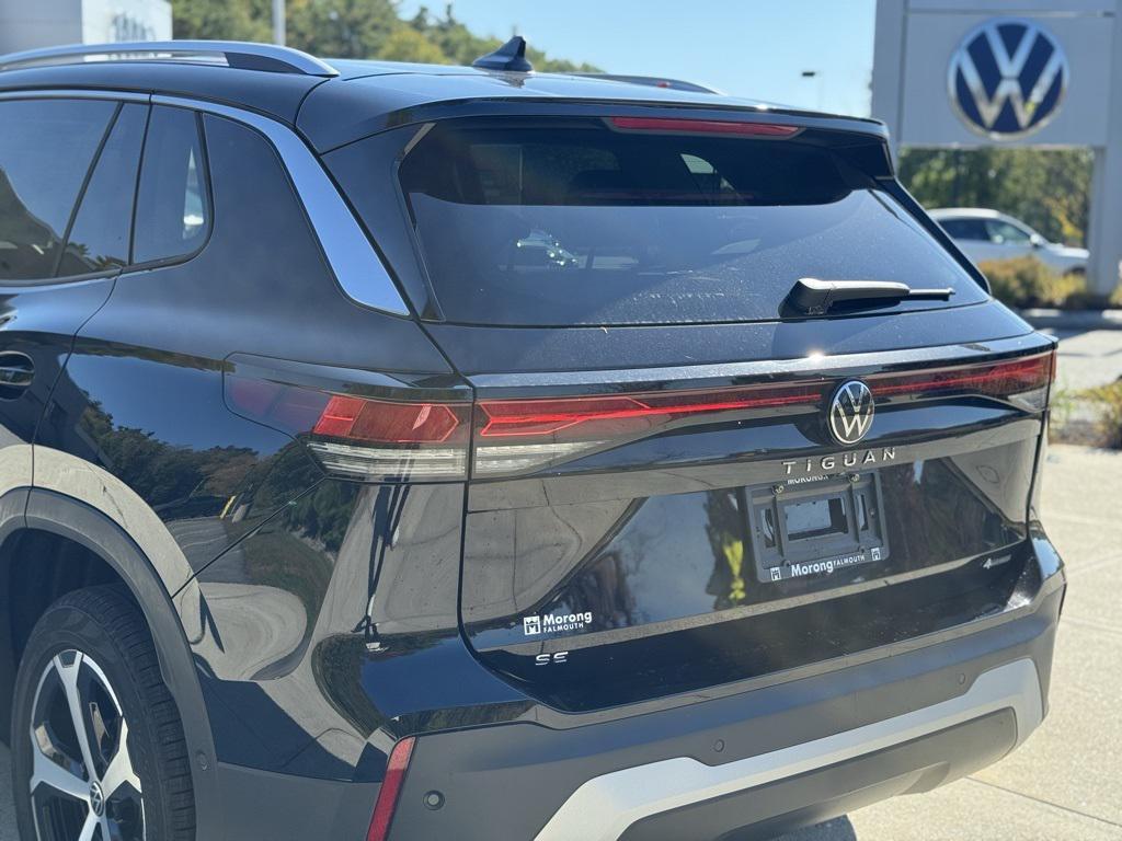 new 2025 Volkswagen Tiguan car, priced at $37,982