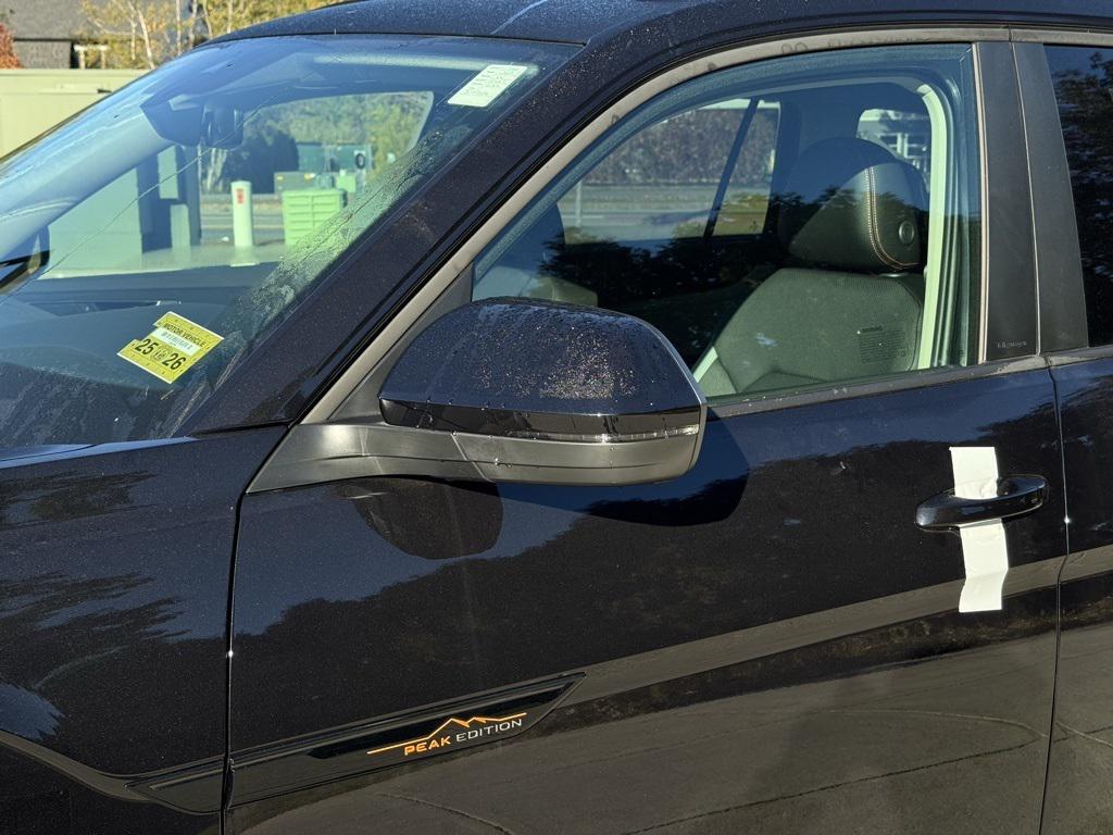 new 2025 Volkswagen Atlas car, priced at $49,771