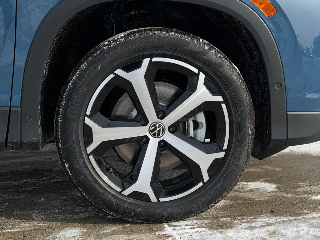 new 2026 Volkswagen Tiguan car, priced at $38,642