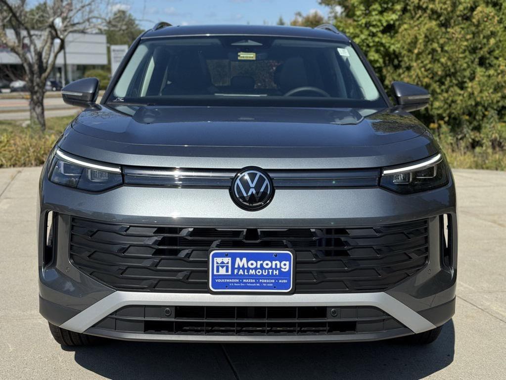 new 2025 Volkswagen Tiguan car, priced at $37,577