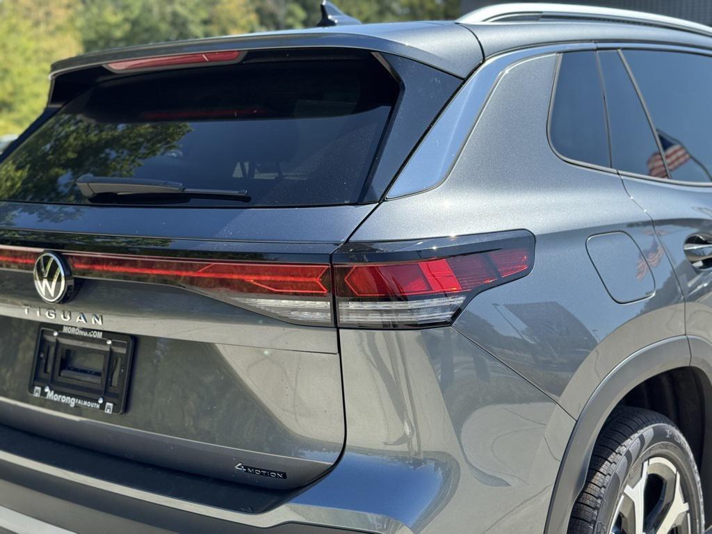 new 2025 Volkswagen Tiguan car, priced at $37,577