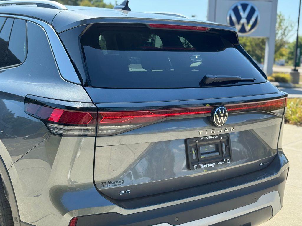new 2025 Volkswagen Tiguan car, priced at $37,577
