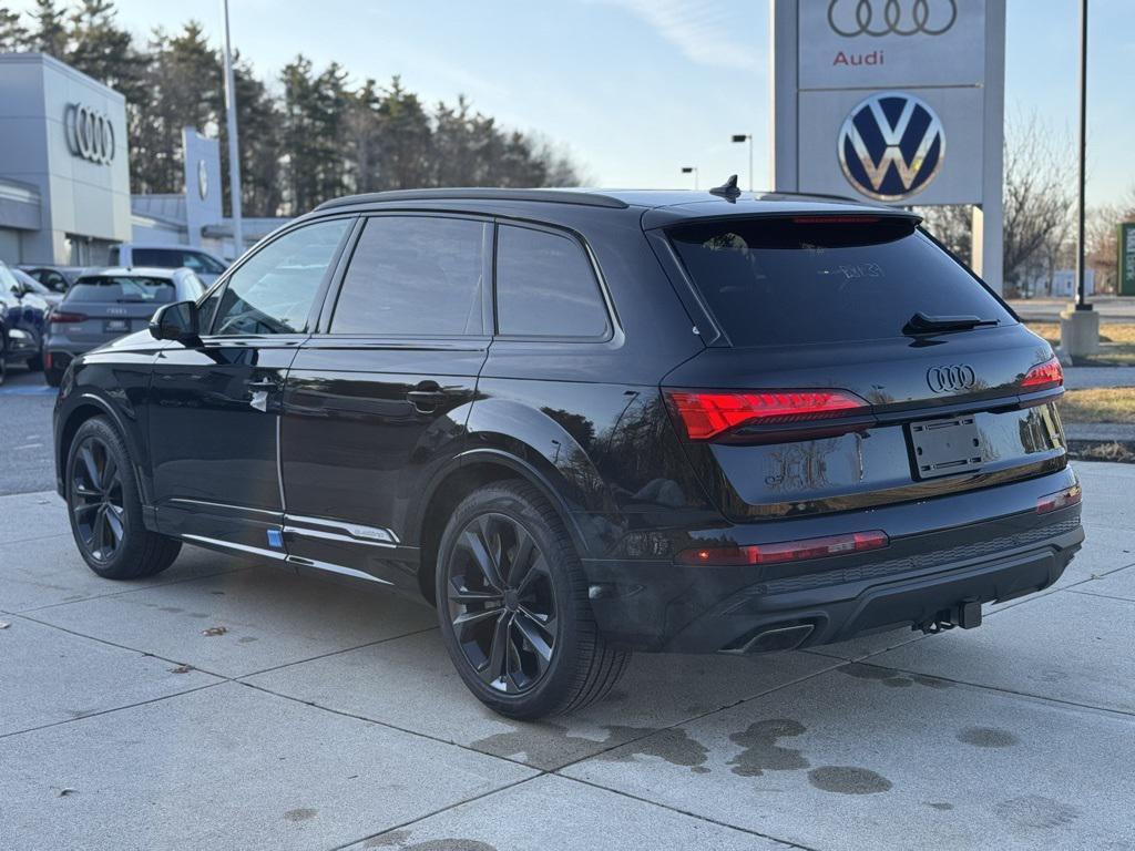 new 2026 Audi Q7 car, priced at $78,495