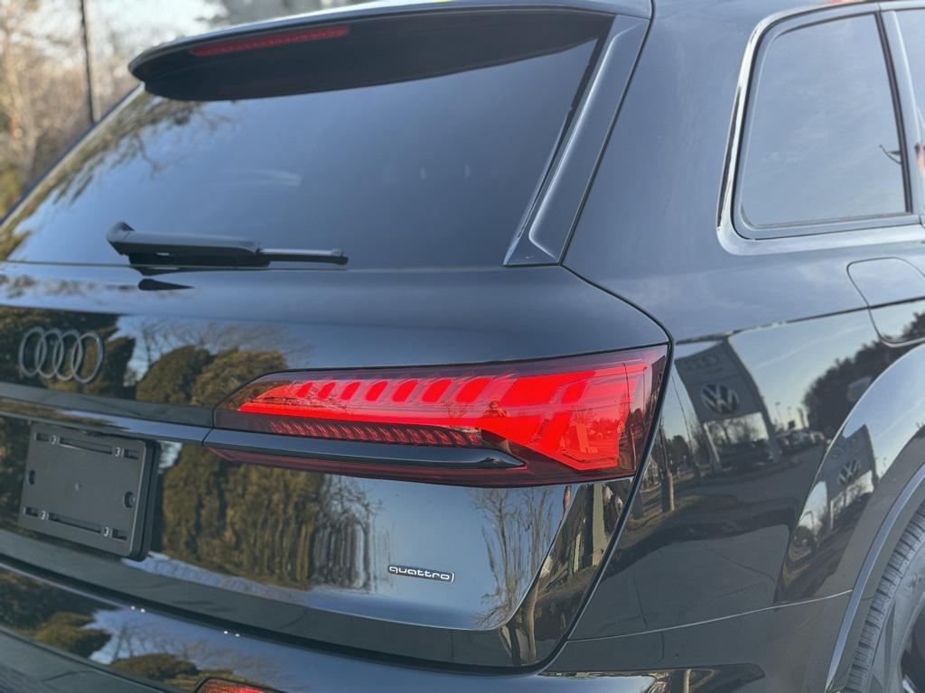 new 2026 Audi Q7 car, priced at $78,495