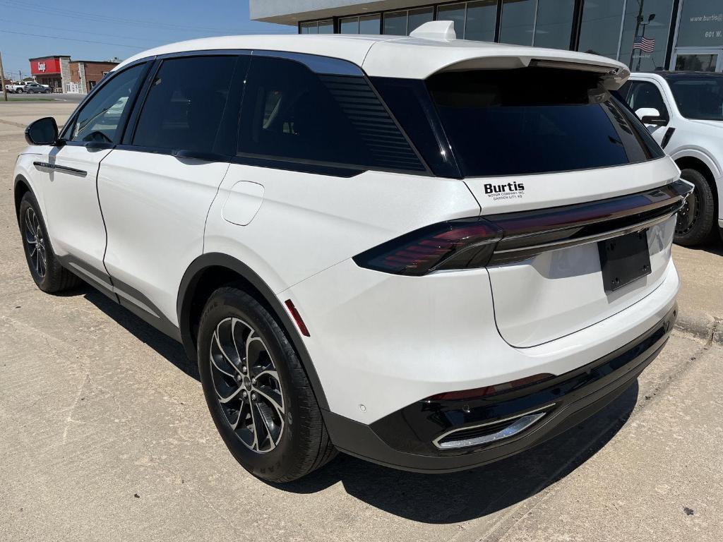 used 2024 Lincoln Nautilus car, priced at $42,200